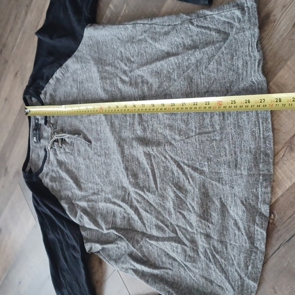 Le31 by Simons Grey and black long sleeve shirt size L - Picture 7 of 10